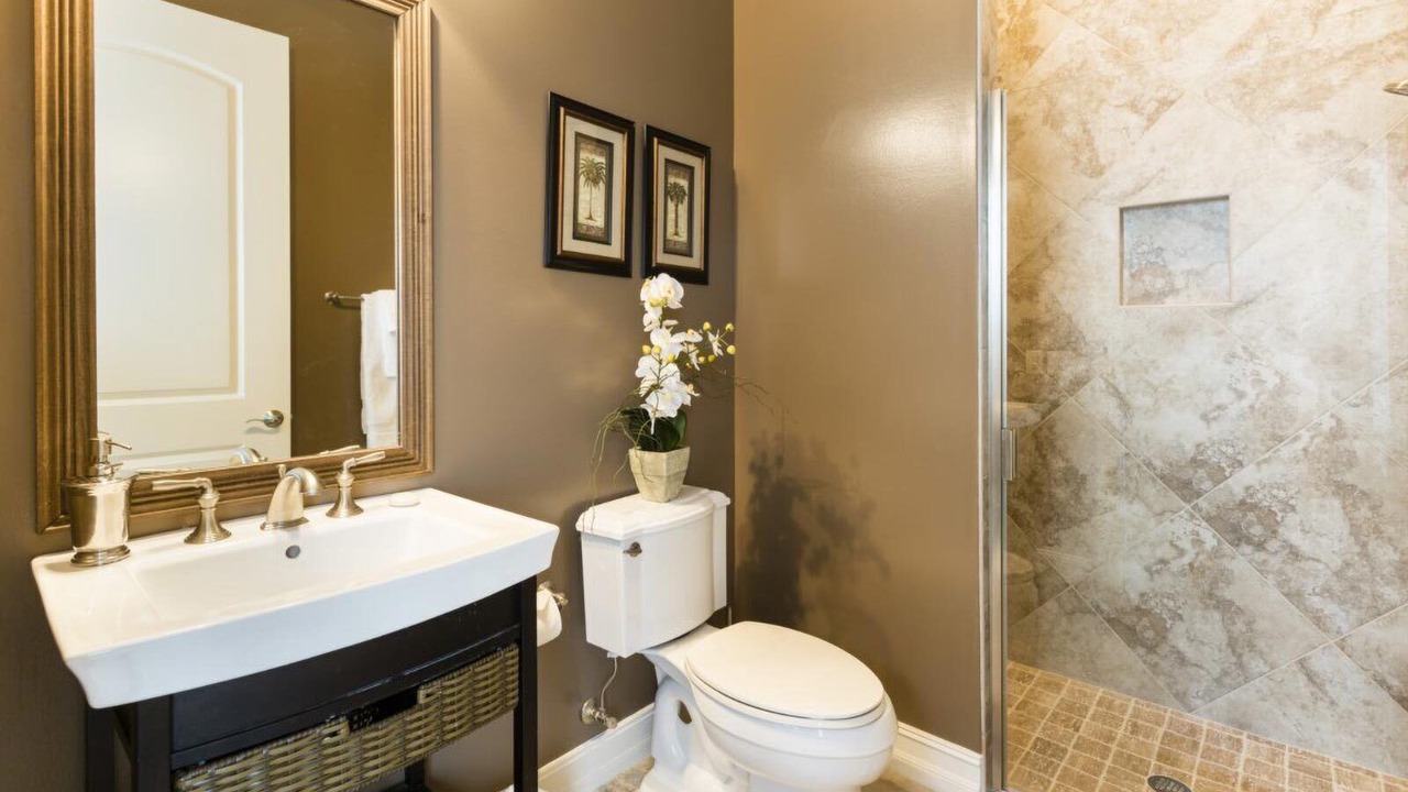 Photo of Bathroom in Reunion