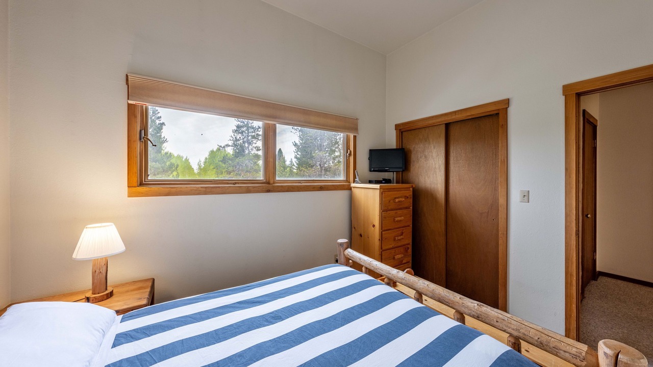 Photo of Bedroom in Moose Wilson Road