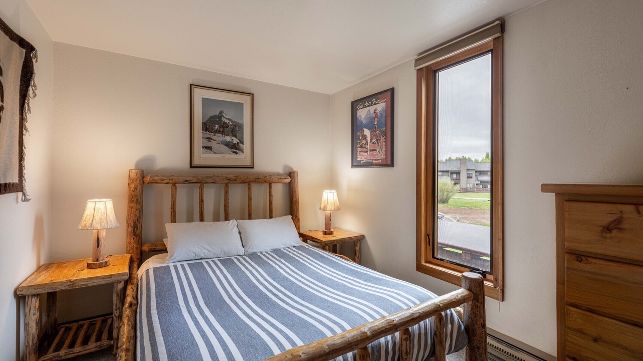 Photo of Bedroom in Moose Wilson Road