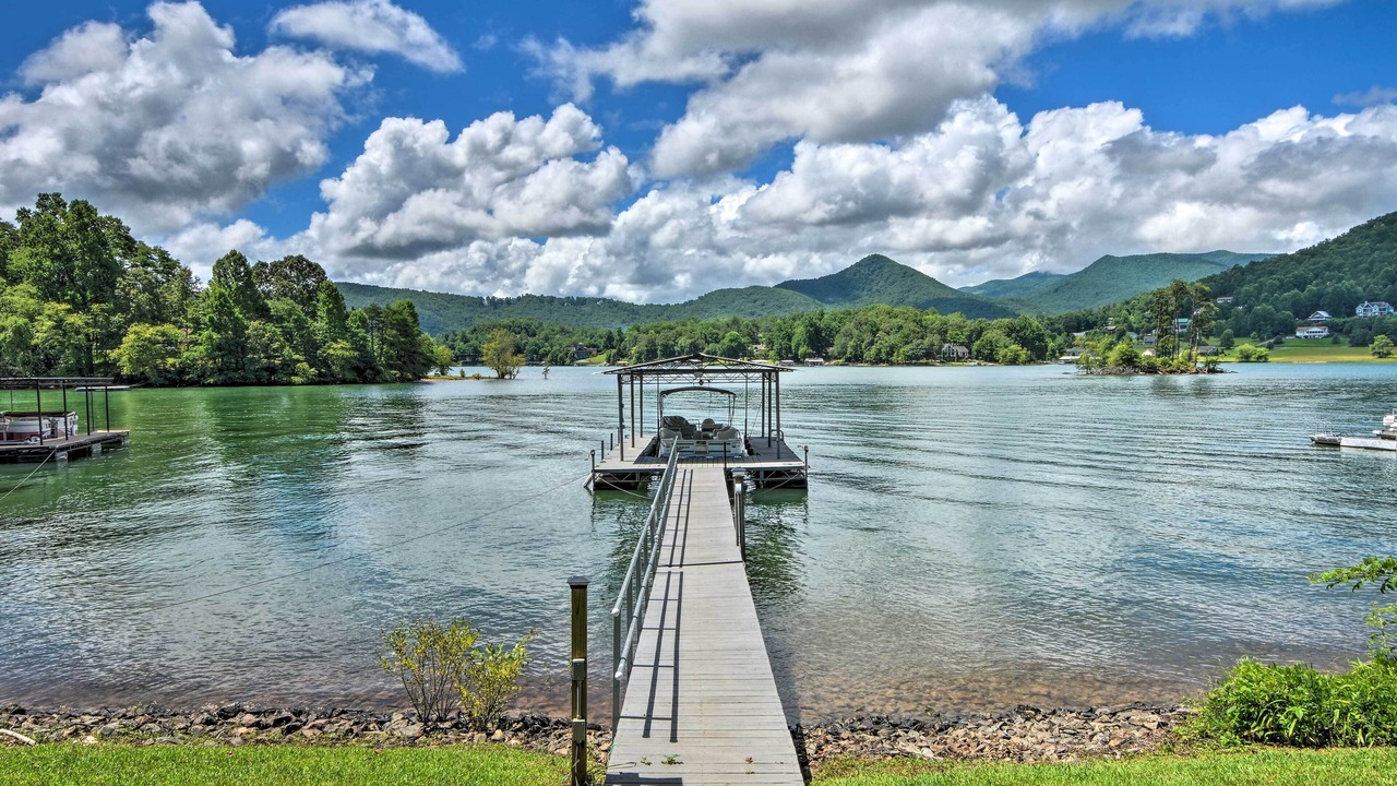 Photo of Others in Hiawassee