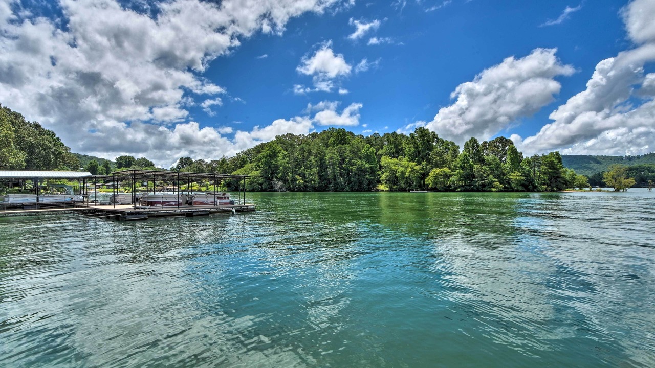 Photo of Others in Hiawassee
