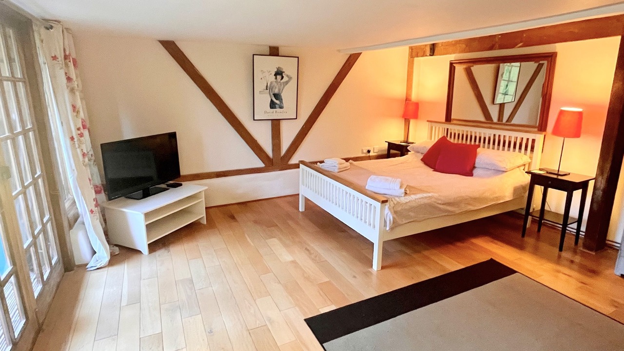 Photo of Outdoor in Woodbridge