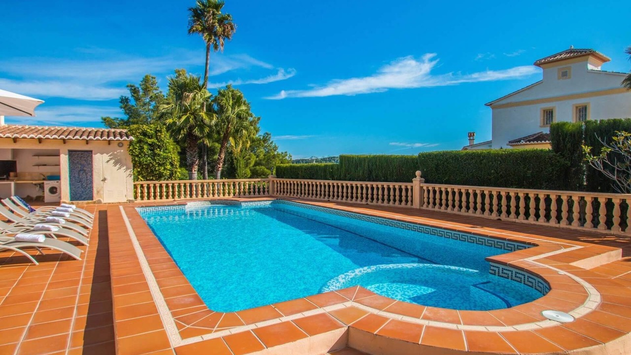 Photo of Outdoor in Empedrola