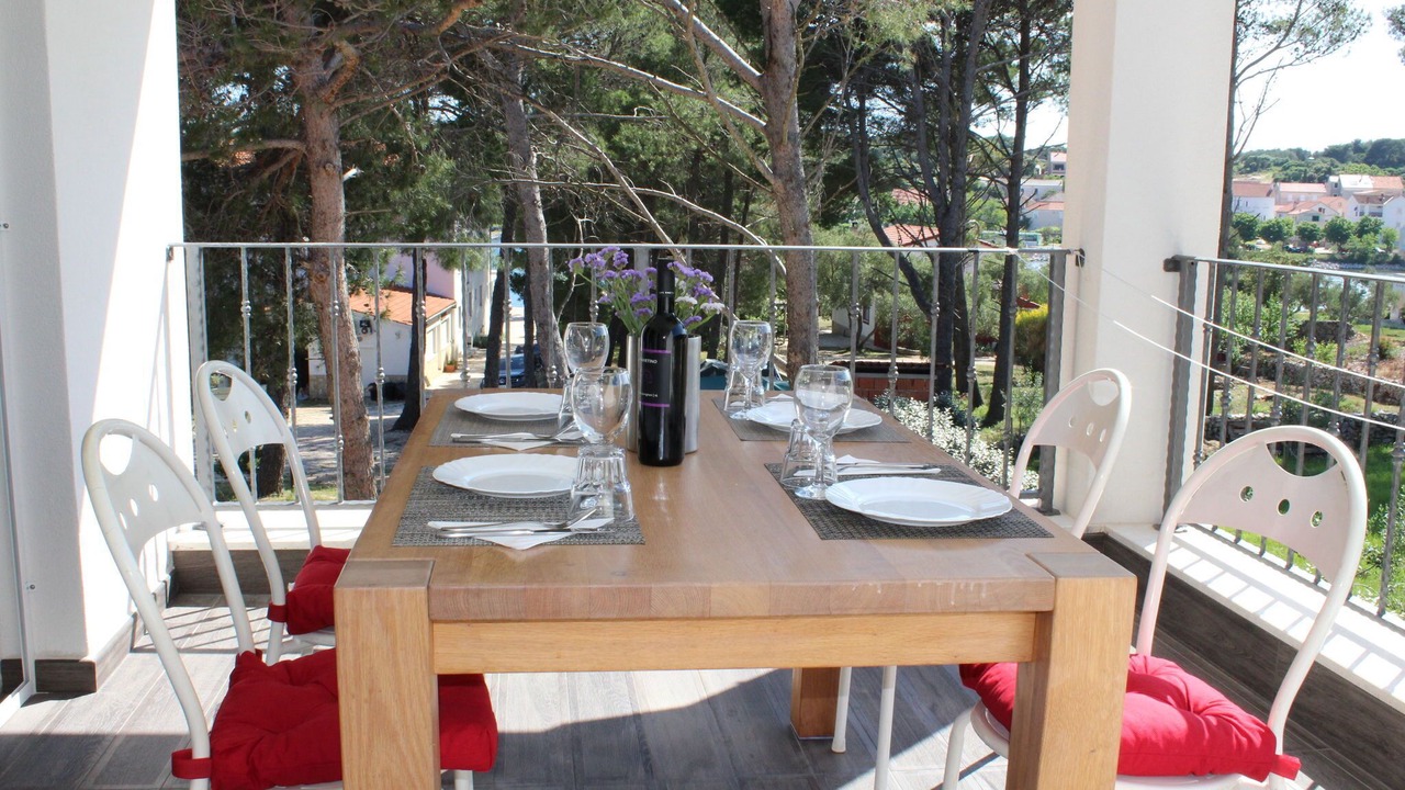 Photo of Patio Balcony in Verunic