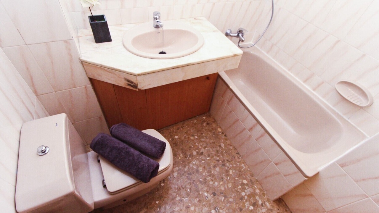 Photo of Bathroom in Salou City Centre
