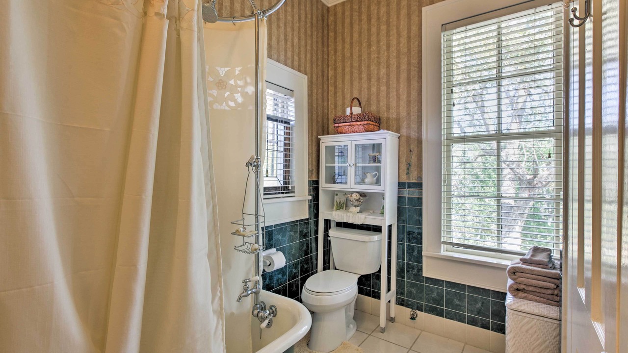 Photo of Bathroom in Huntington