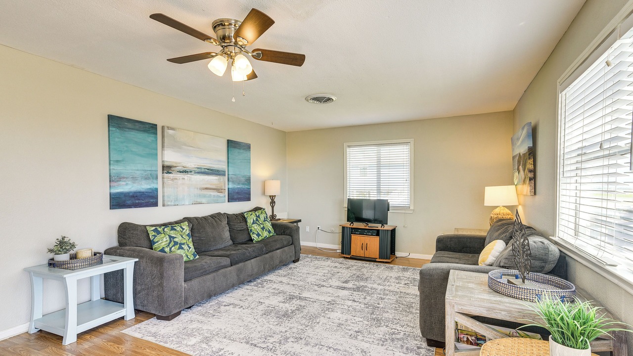 Photo of Bedroom in Surfside Beach