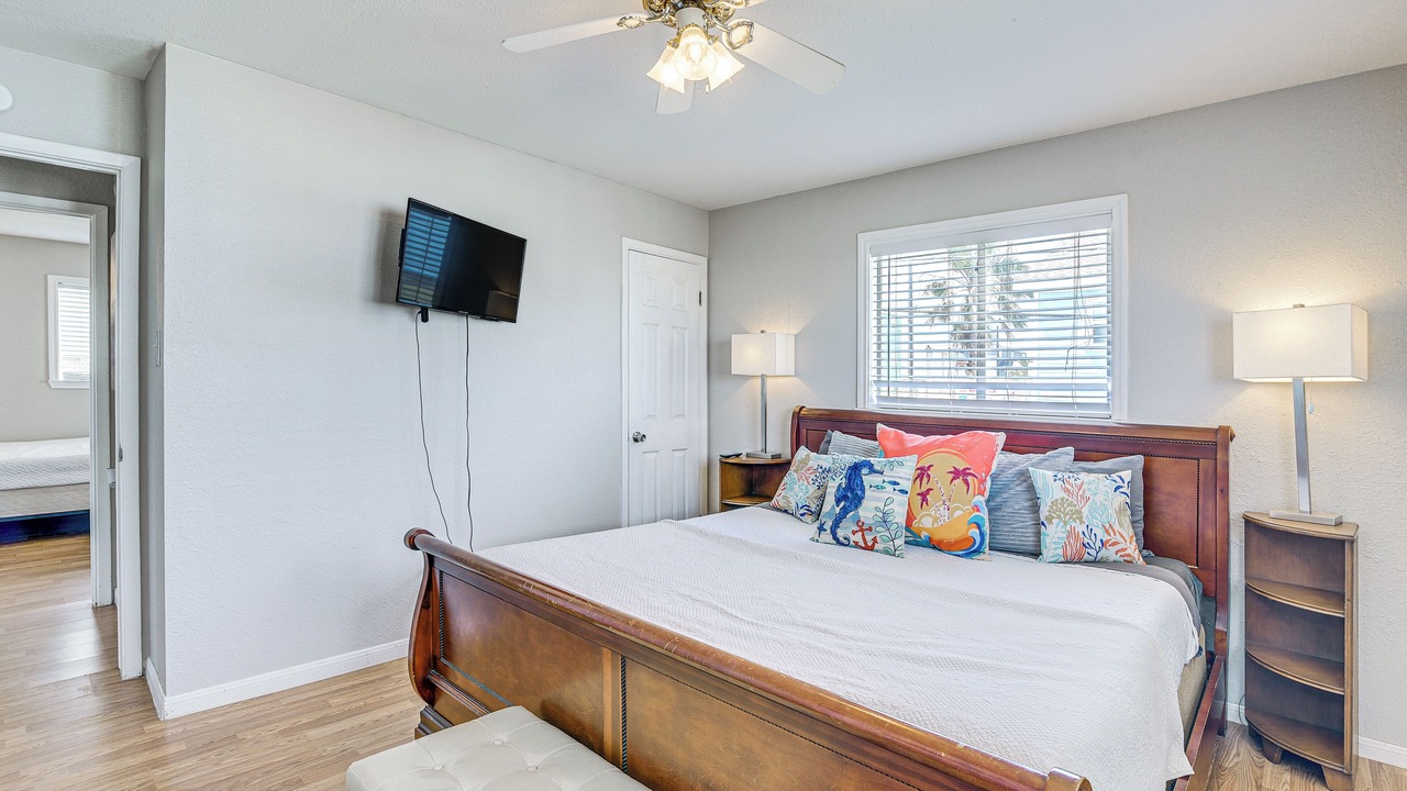 Photo of Bedroom in Surfside Beach