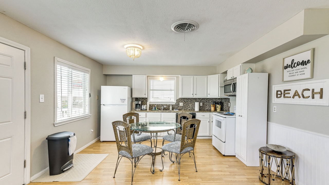 Photo of Kitchen in Surfside Beach