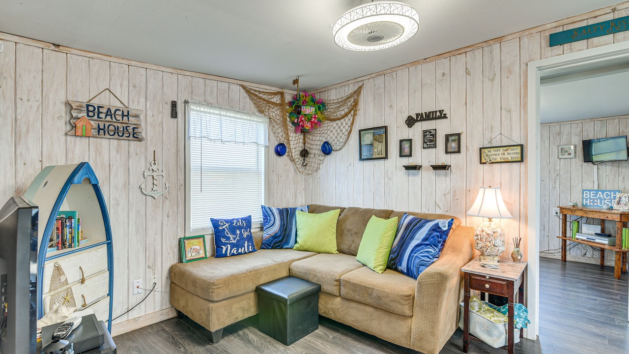 Photo of Bedroom in Surfside Beach