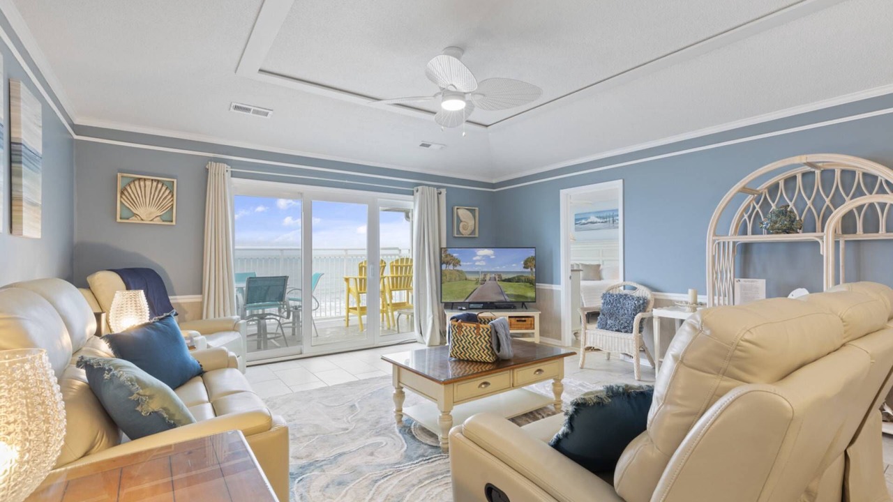 Photo of Livingroom in Surfside Beach