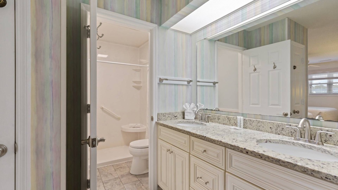 Photo of Bathroom in Surfside Beach