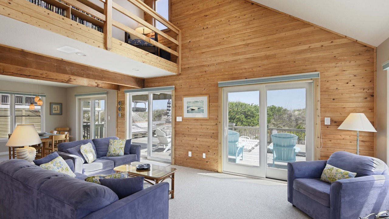 Photo of Livingroom in Whalehead Beach