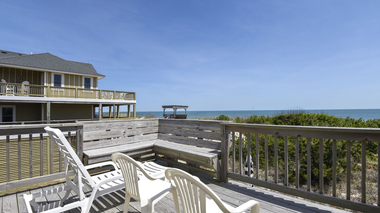 Photo of Patio Balcony in Whalehead Beach