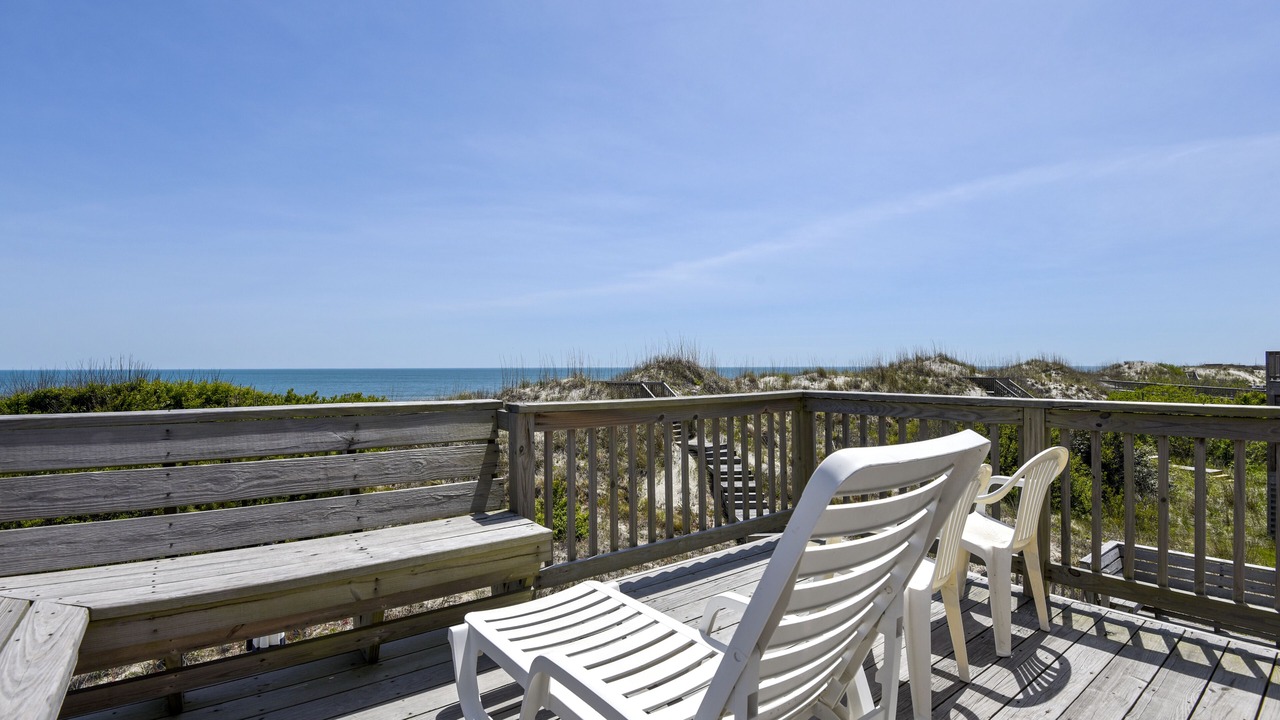 Photo of Patio Balcony in Whalehead Beach