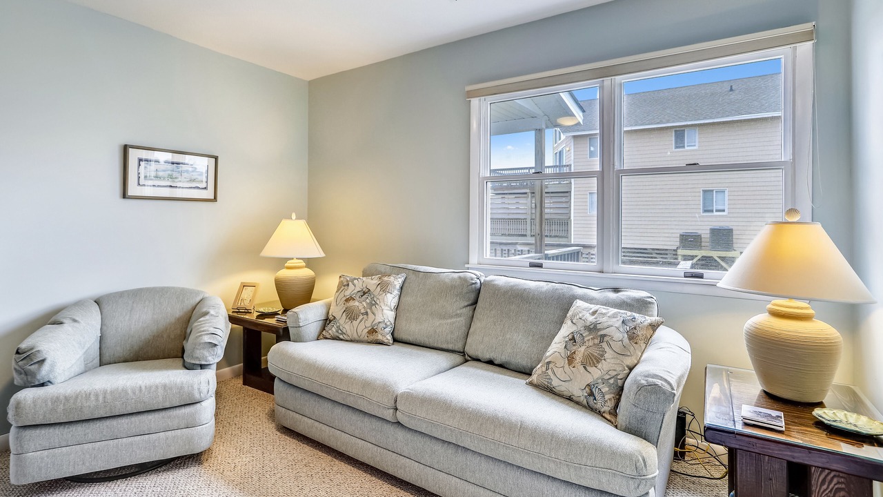 Photo of Livingroom in Whalehead Beach