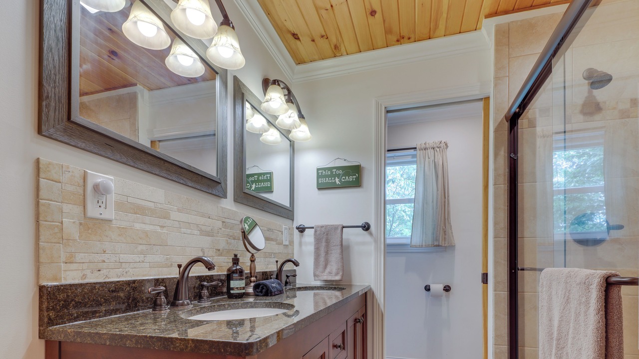 Photo of Bathroom in Monticello