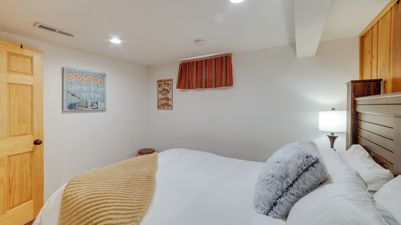 Photo of Bedroom in Monticello