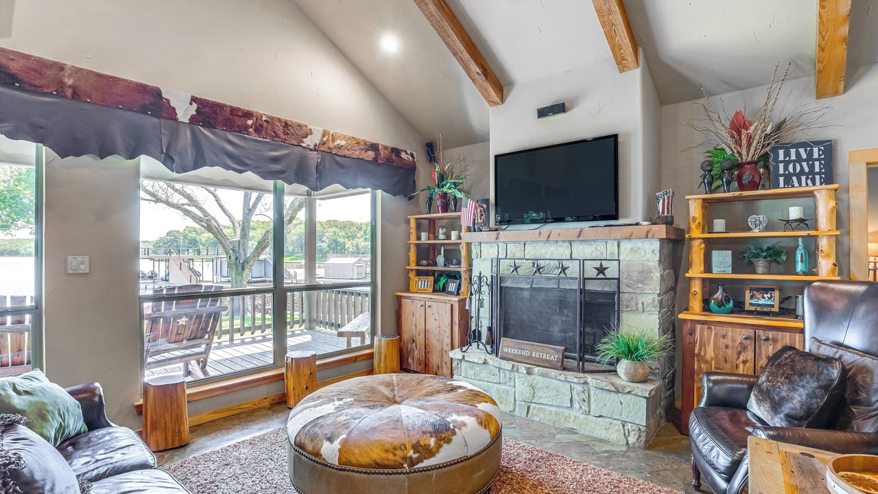 Photo of Bedroom in Log Cabin