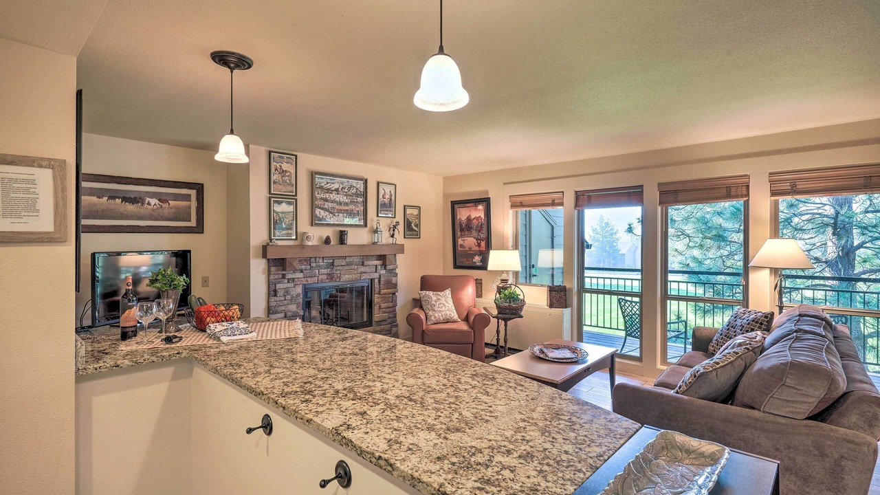 Photo of Livingroom in Bend