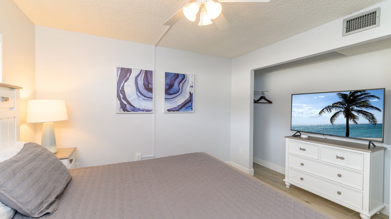Photo of Bedroom in Avon By The Sea