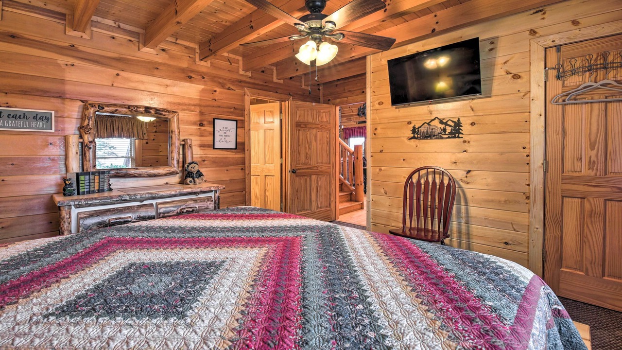 Photo of Bedroom in Sevierville