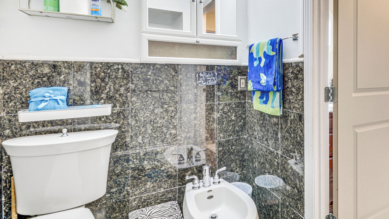 Photo of Bathroom in Black Jack