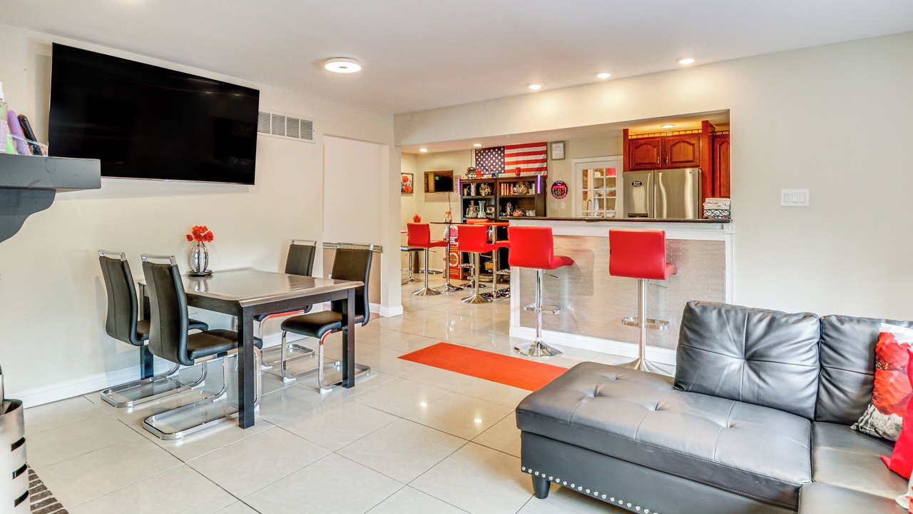 Photo of Livingroom in Black Jack