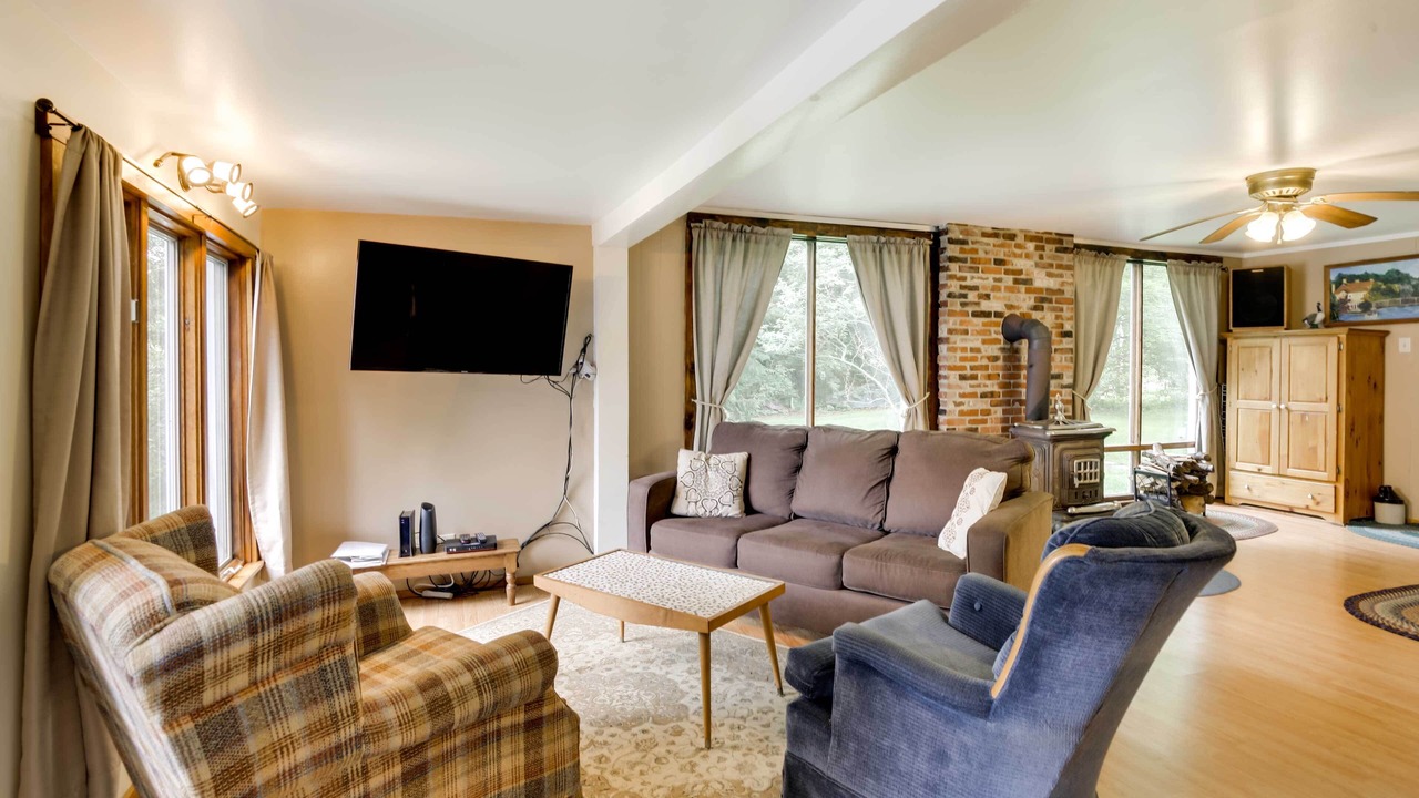 Photo of Livingroom in Winthrop