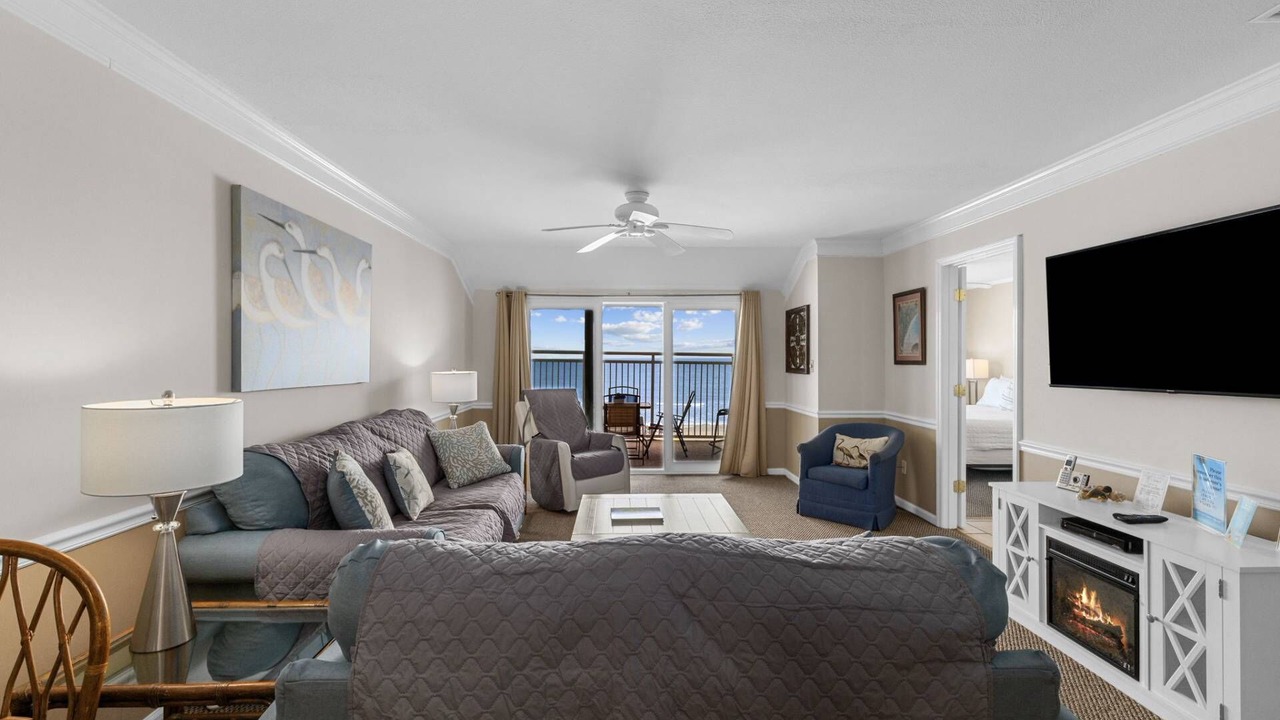 Photo of Livingroom in Surfside Beach