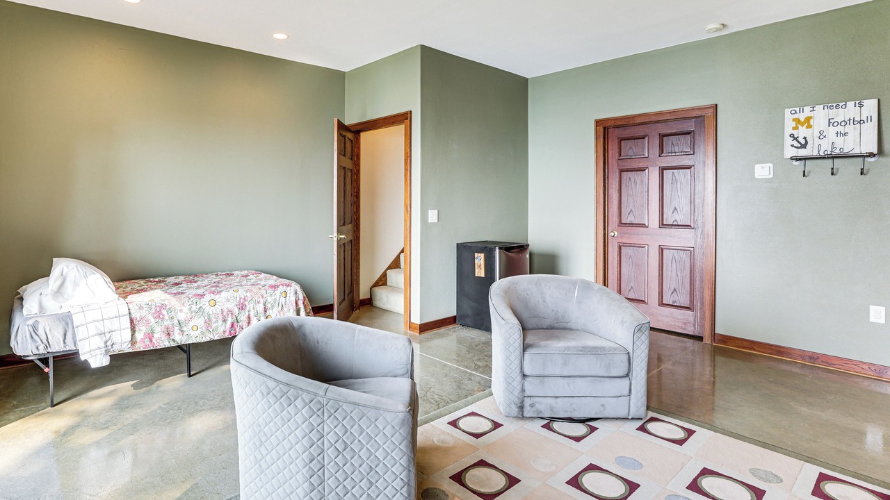 Photo of Bedroom in Lake Koshkonong