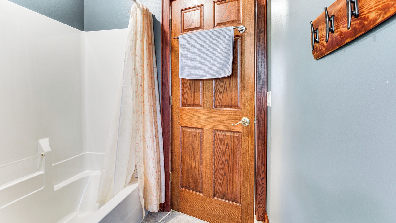 Photo of Bathroom in Lake Koshkonong
