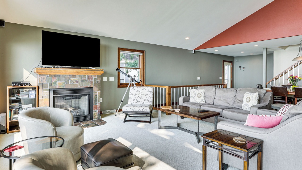 Photo of Bedroom in Lake Koshkonong