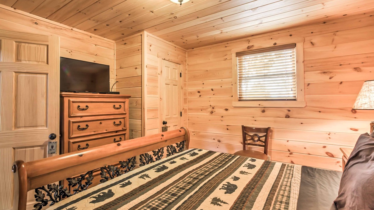 Photo of Bedroom in Sevierville