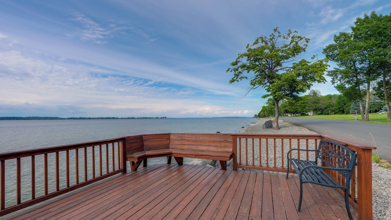 Photo of Patio Balcony in Cape Vincent