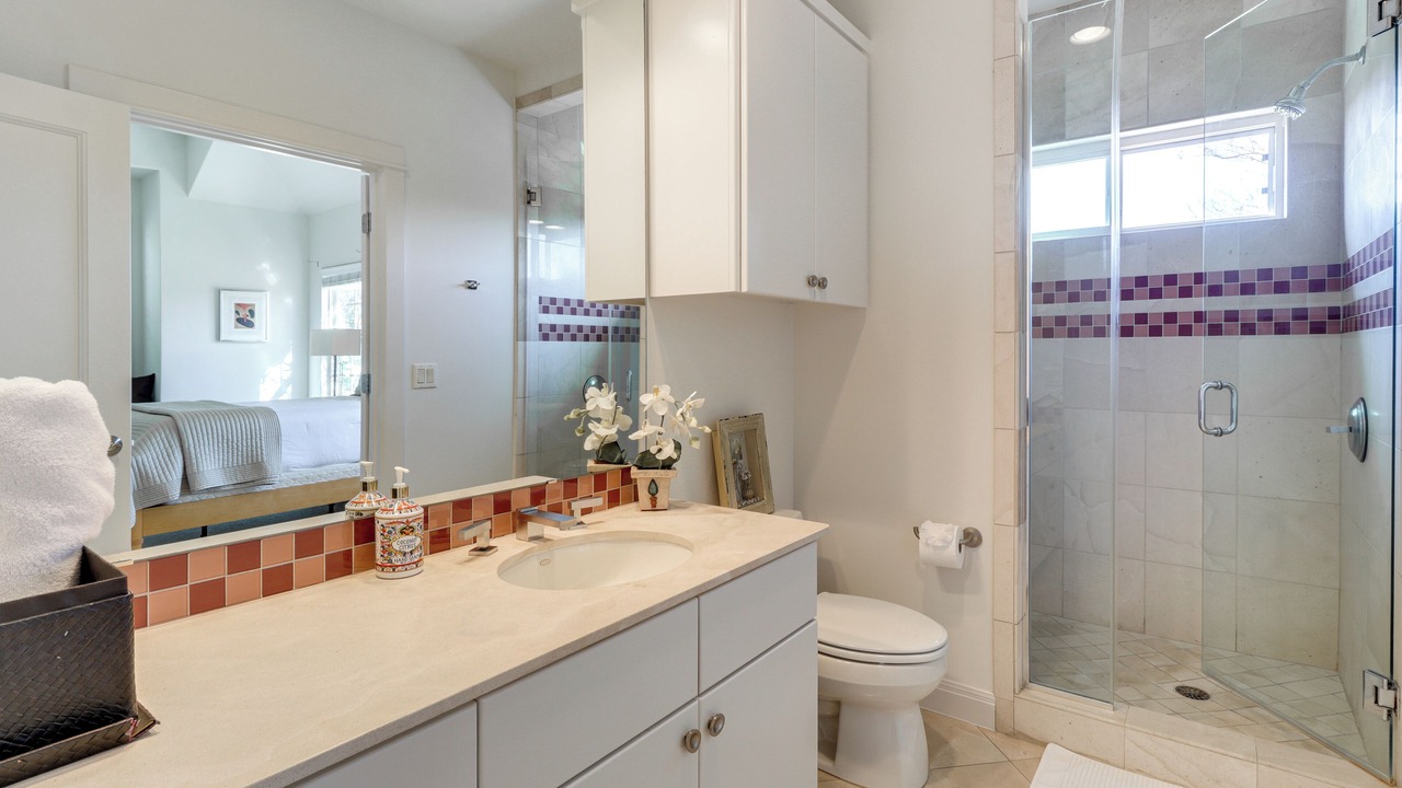 Photo of Bathroom in Rob Roy On The Lake