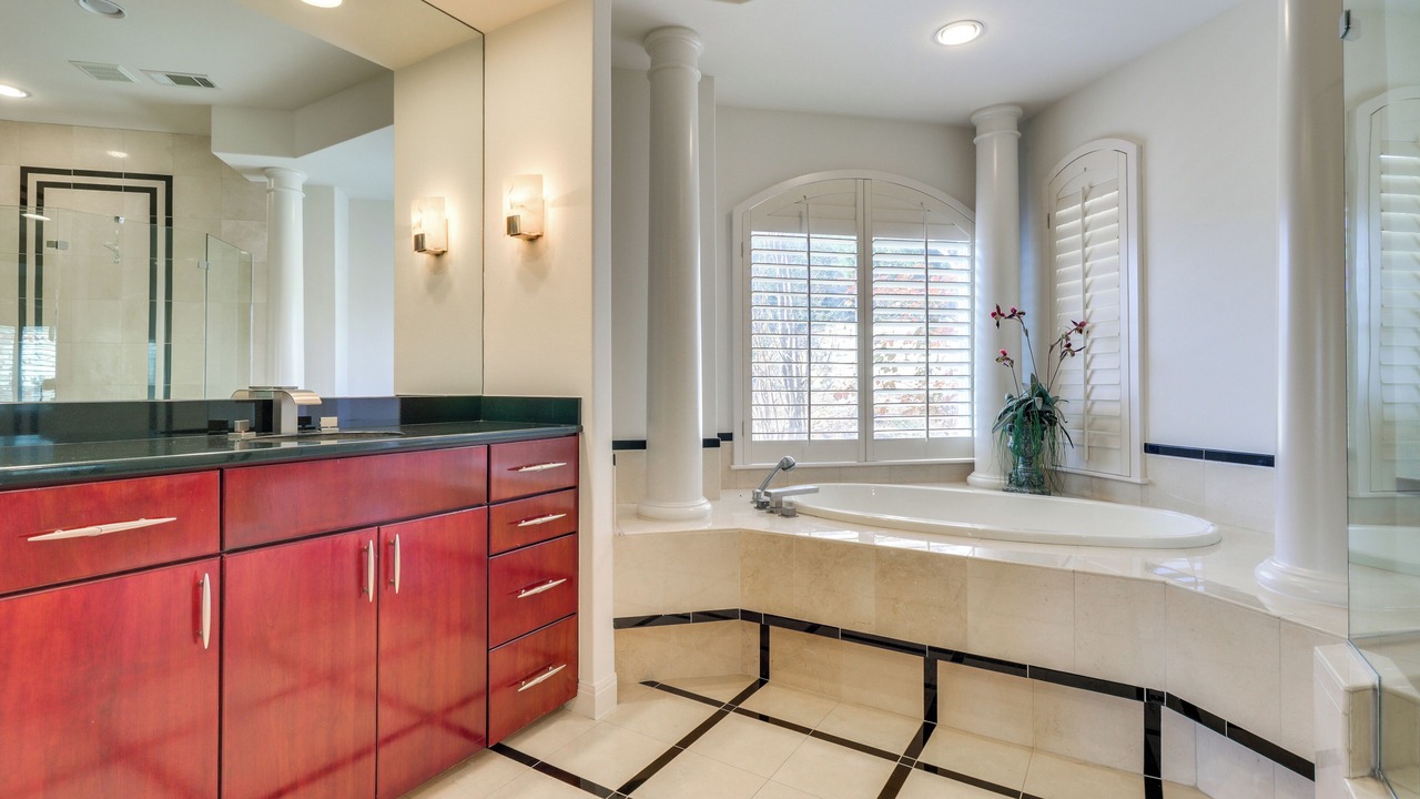 Photo of Bathroom in Rob Roy On The Lake
