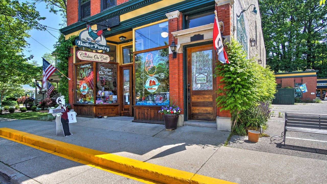 Photo of Others in Saugatuck
