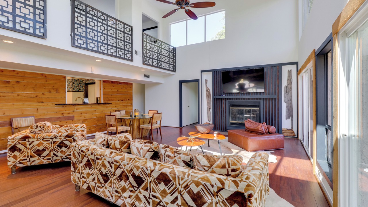 Photo of Livingroom in Briarcliff