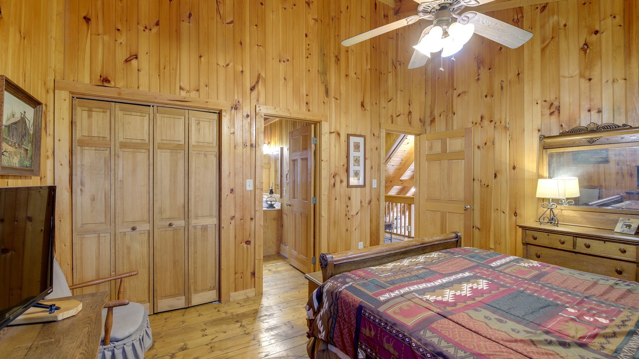 Photo of Bedroom in Sevierville