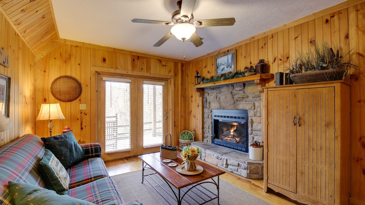 Photo of Livingroom in Sevierville