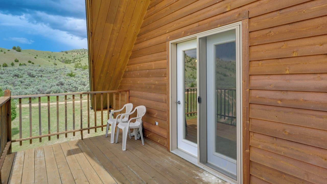 Photo of Patio Balcony in Alder