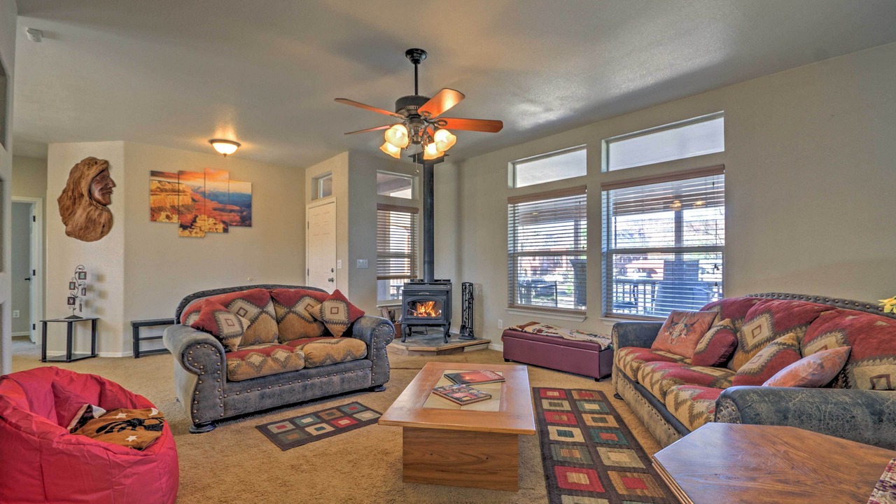Photo of Livingroom in Kanab