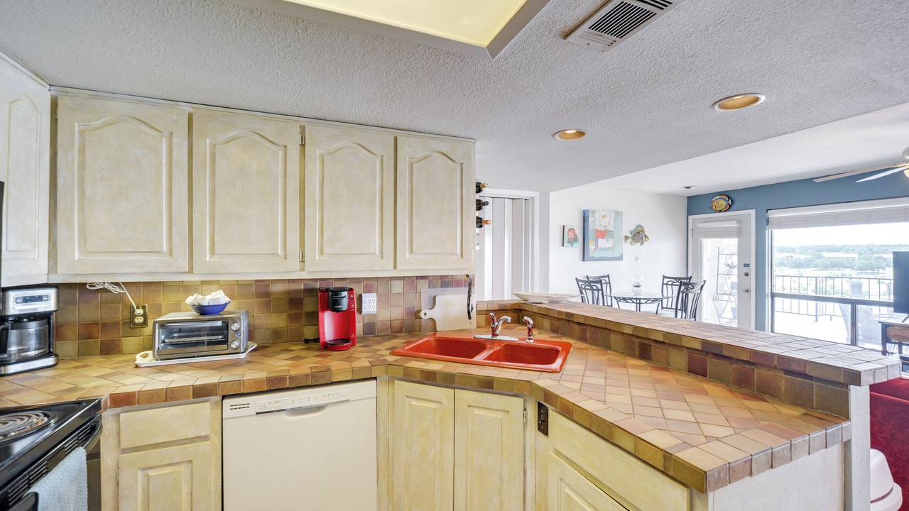 Photo of Kitchen in Briarcliff