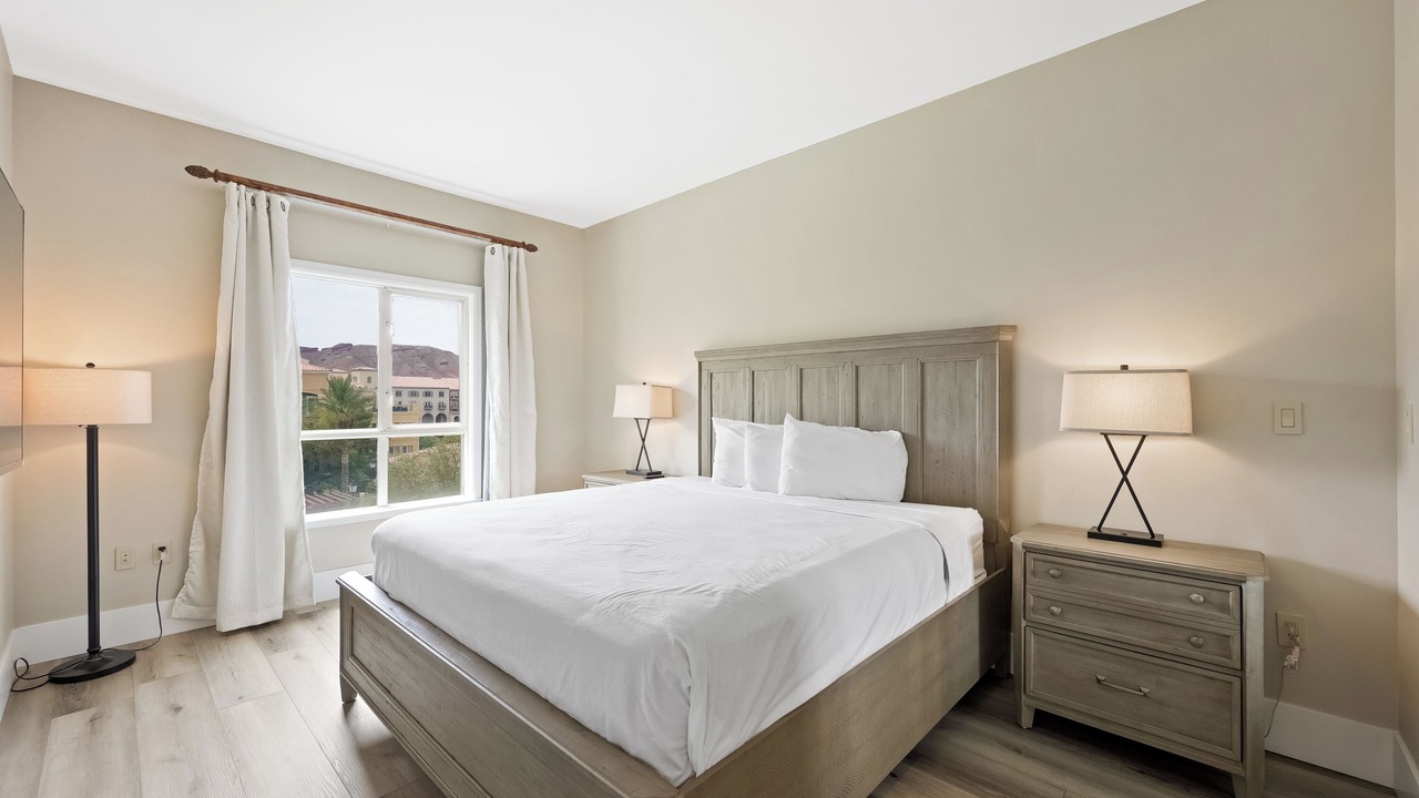 Photo of Bedroom in Lake Las Vegas