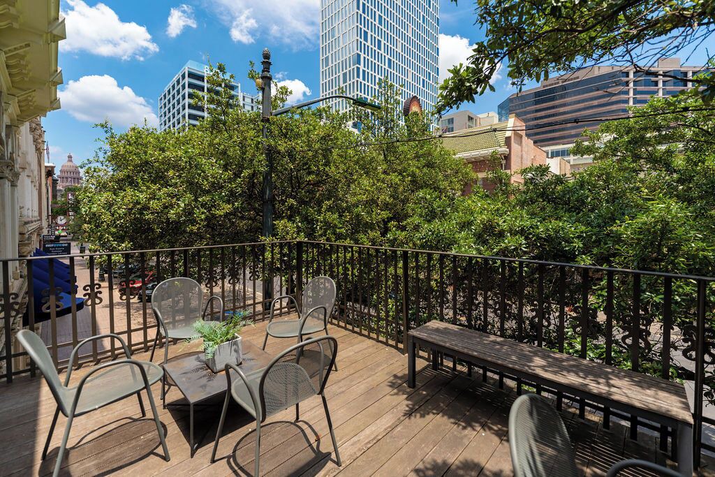 Photo of Patio Balcony in Downtown Austin