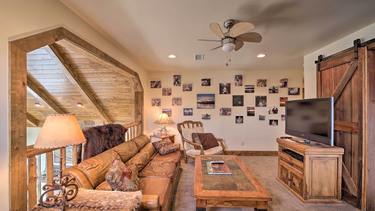 Photo of Livingroom in Cedar Vale