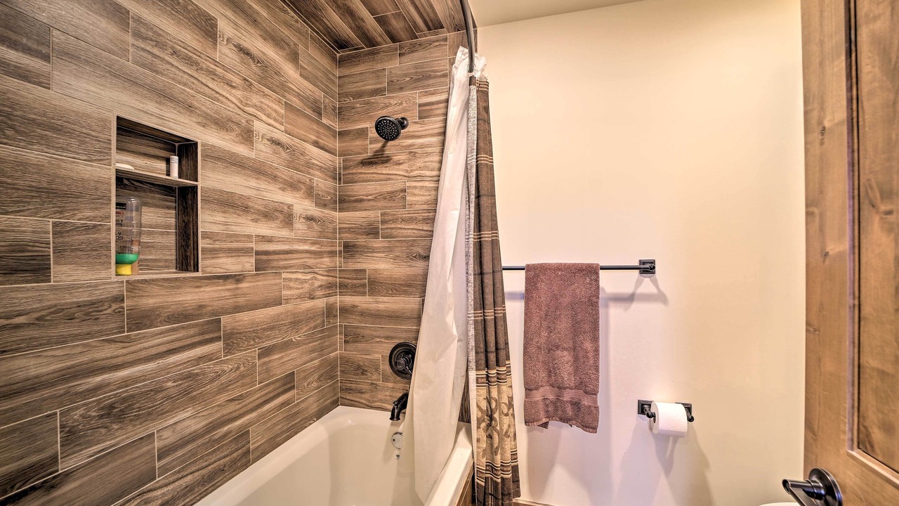 Photo of Bathroom in Cedar Vale
