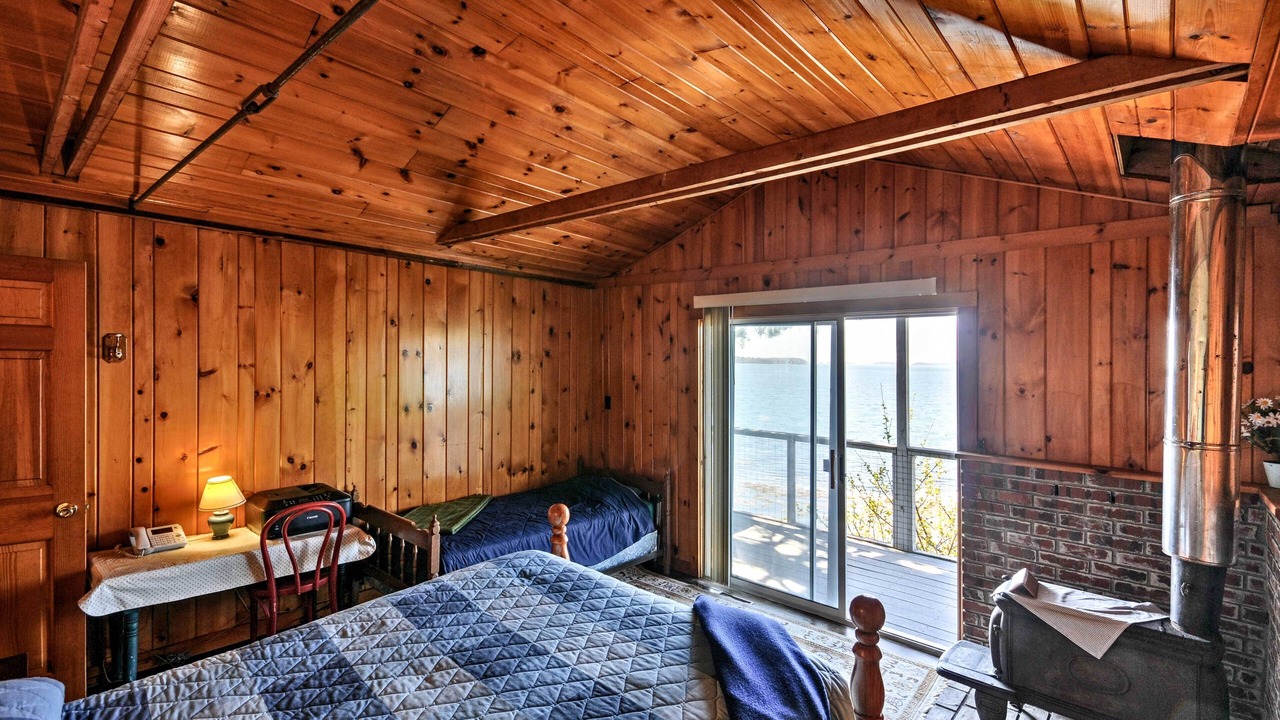 Photo of Bedroom in Hancock