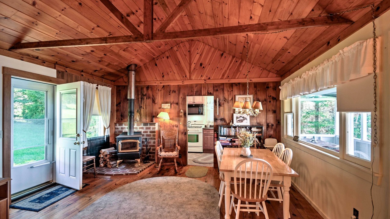 Photo of Others in Hancock